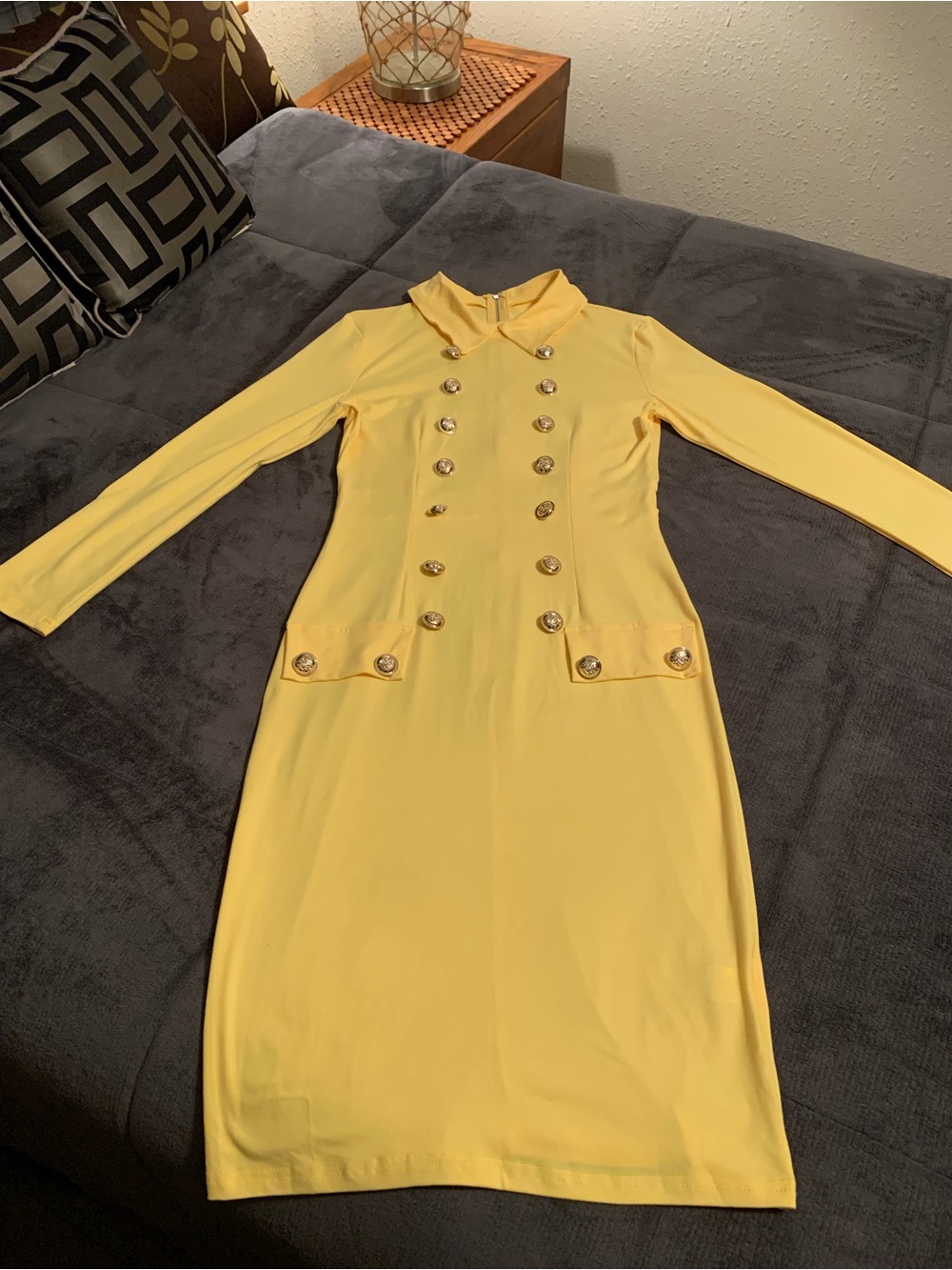 Elegant Yellow Long-Sleeve Double-Breasted Midi Dress
